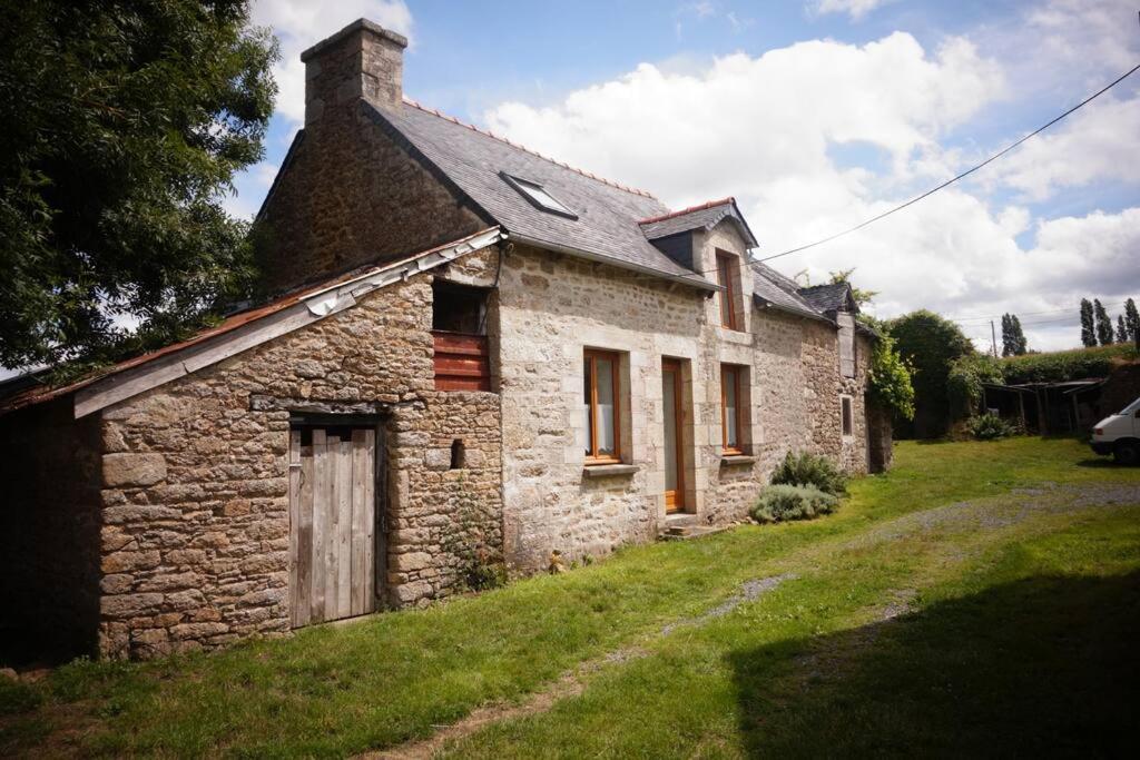 Belle Maison De Campagne Hénon Exteriör bild